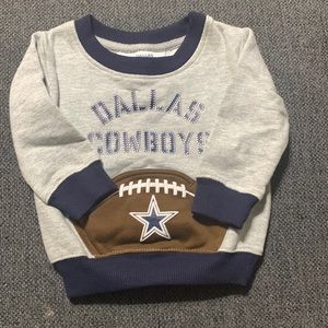 Dallas Cowboys sweatshirt